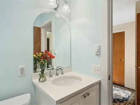 507 South Beach Road South Burlington VT 05403