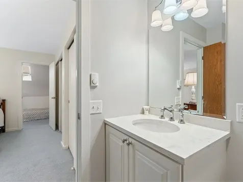 507 South Beach Road South Burlington VT 05403