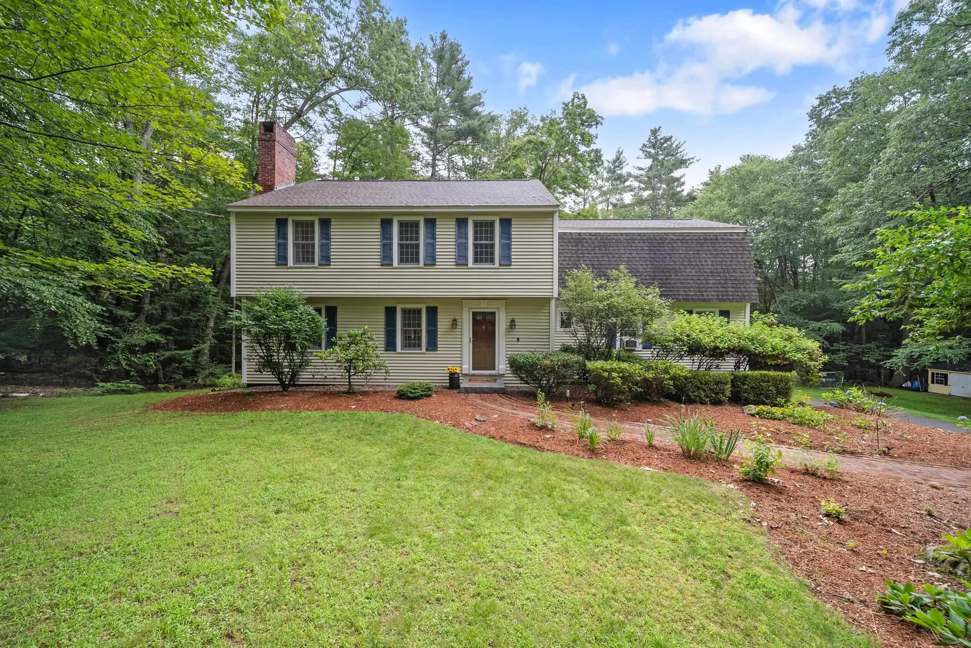 13 Holly Hill Drive Amherst NH 03031