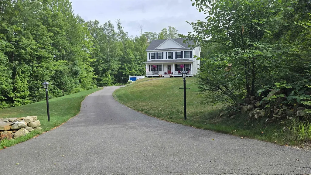 38 General Knox Road Weare NH 03281