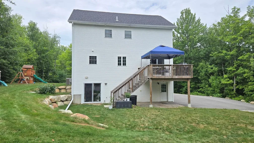 38 General Knox Road Weare NH 03281