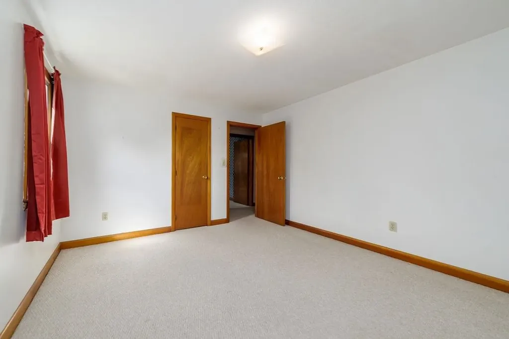 21 Riverdale Parkway Lebanon NH 03755