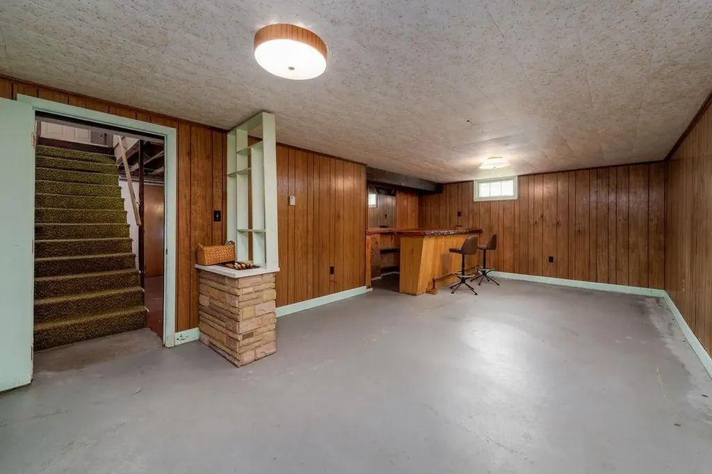 21 Riverdale Parkway Lebanon NH 03755