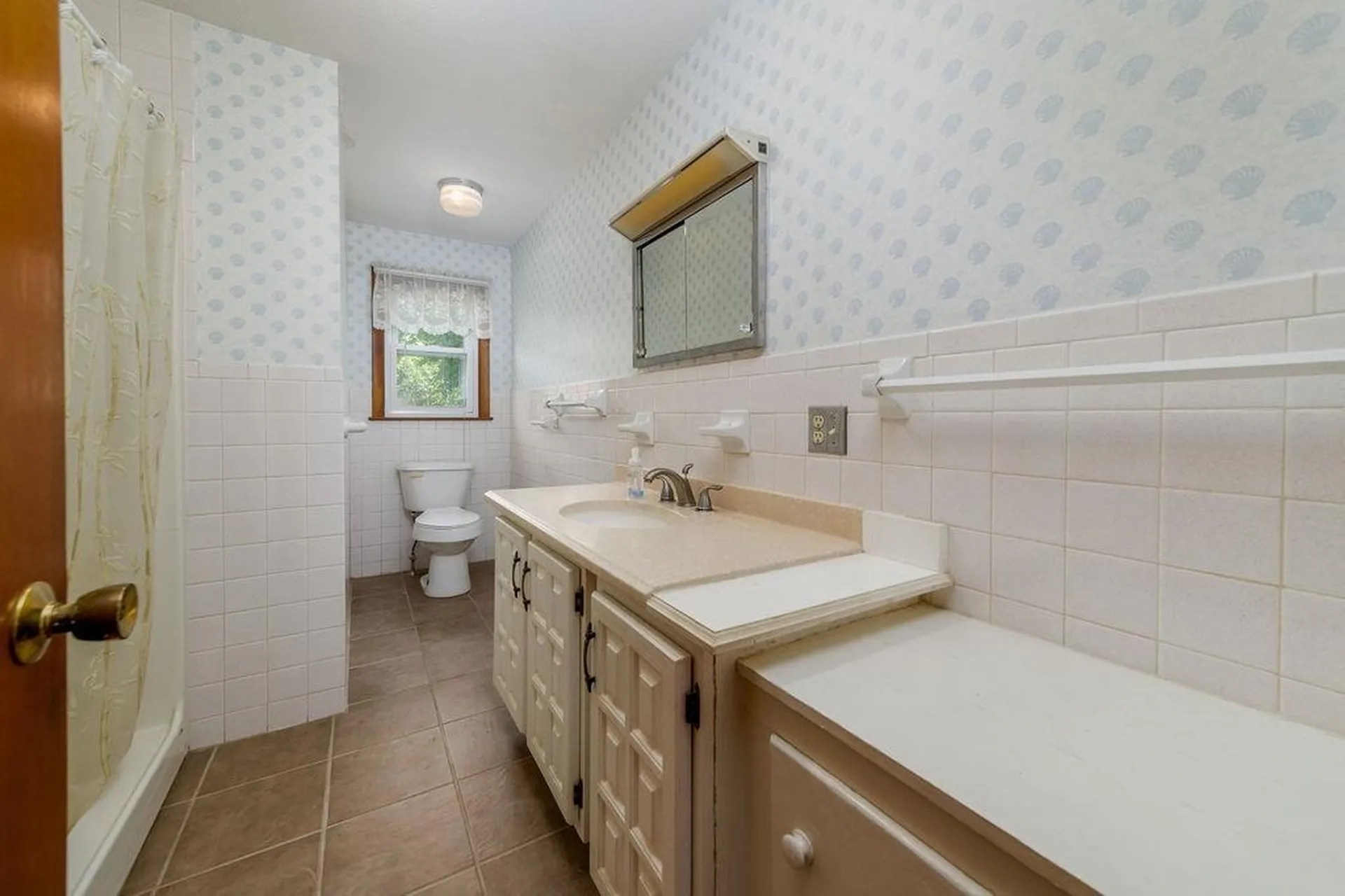 21 Riverdale Parkway Lebanon NH 03755