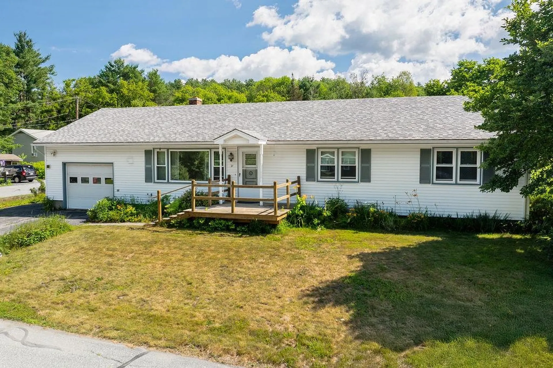 21 Riverdale Parkway Lebanon NH 03755