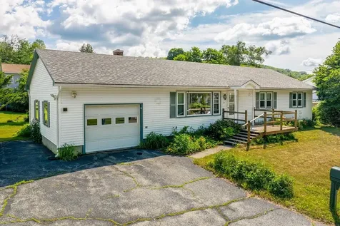 21 Riverdale Parkway Lebanon NH 03755