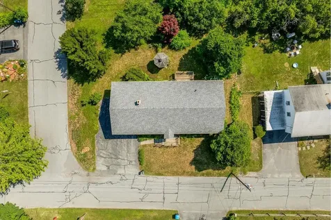 21 Riverdale Parkway Lebanon NH 03755