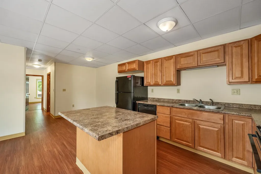 28, 29 &42 Railroad & Main Square Plymouth NH 03264