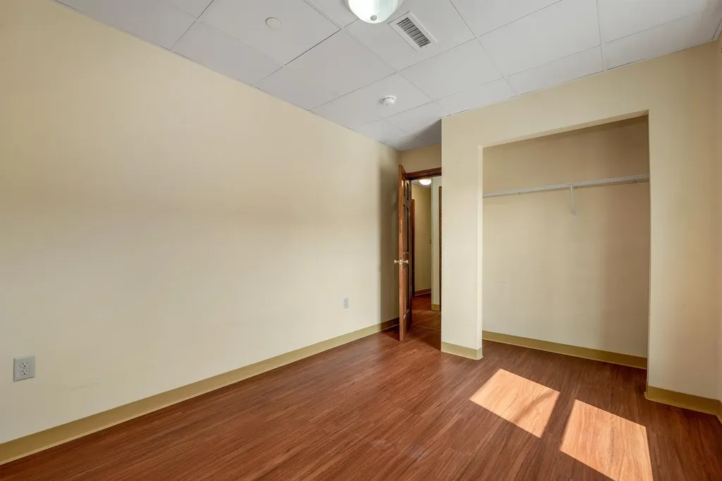 28, 29 &42 Railroad & Main Square Plymouth NH 03264