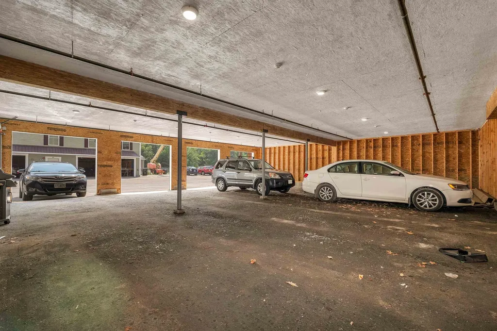 28, 29 &42 Railroad & Main Square Plymouth NH 03264