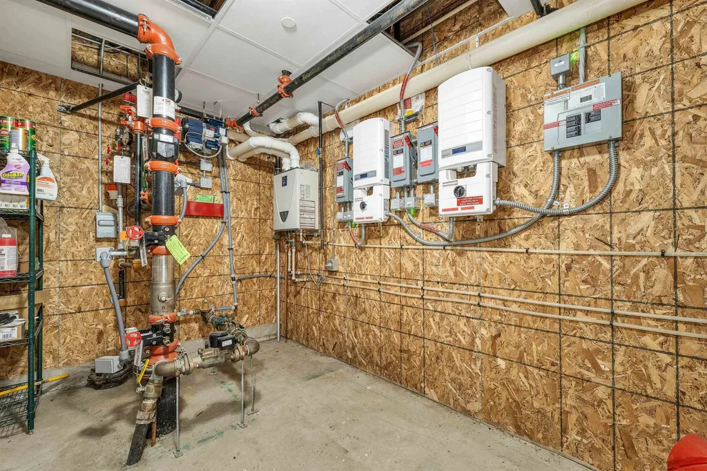 28, 29 &42 Railroad & Main Square Plymouth NH 03264