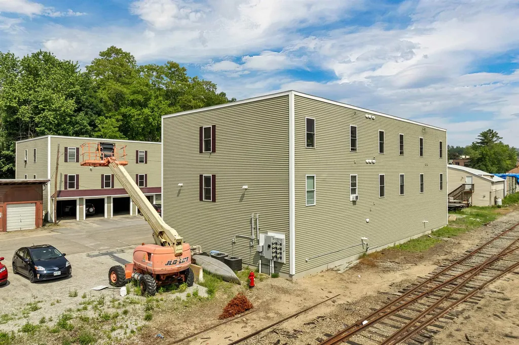 28, 29 &42 Railroad & Main Square Plymouth NH 03264