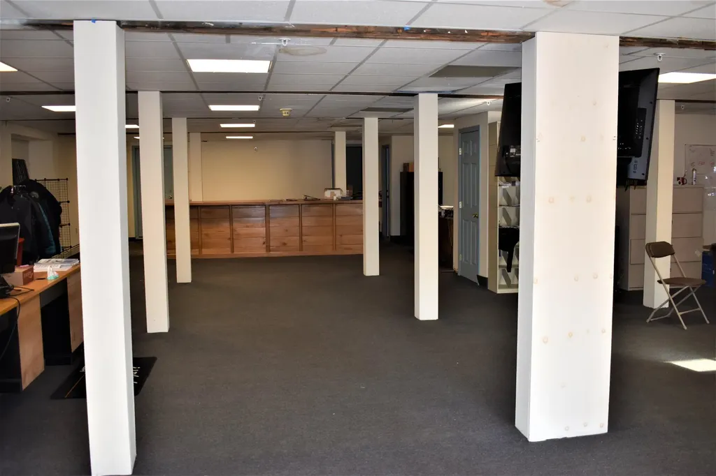 28, 29 &42 Railroad & Main Square Plymouth NH 03264