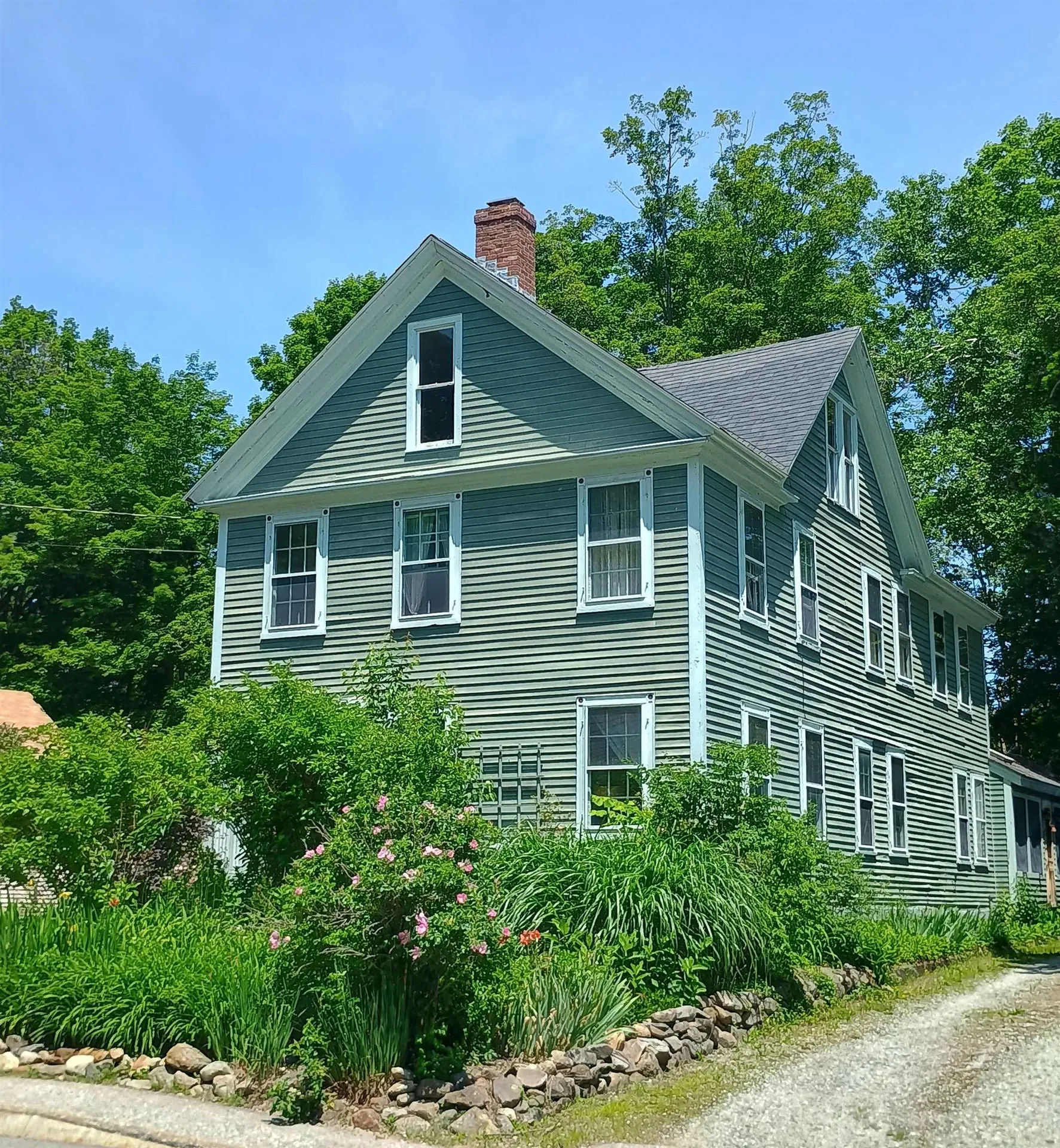 198 Main Street Francestown NH 03043