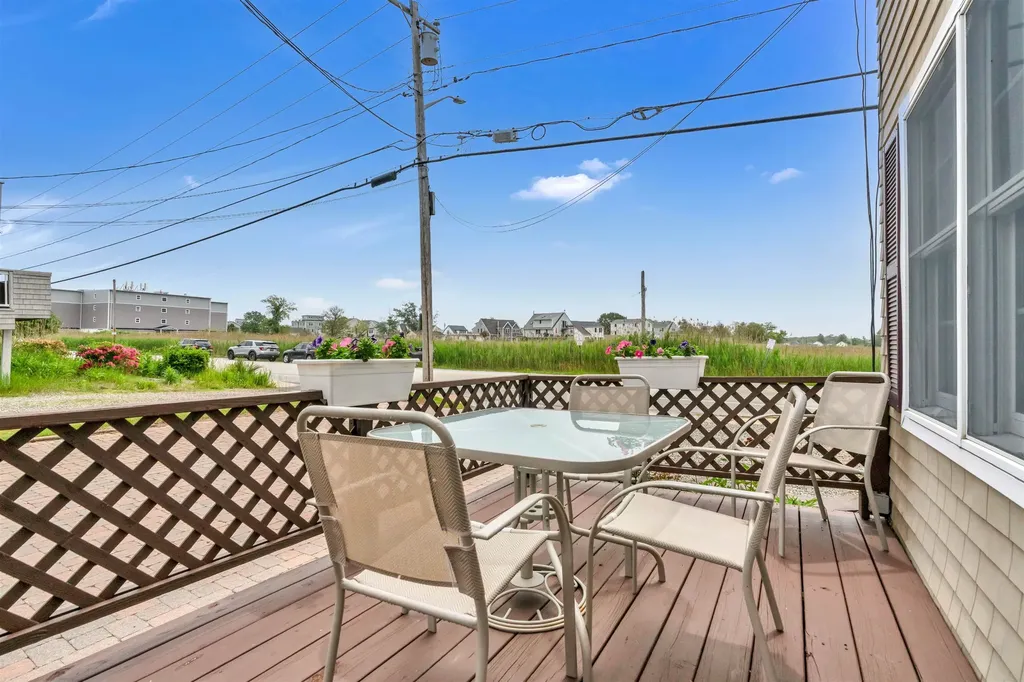 518 High Street Hampton NH 03842