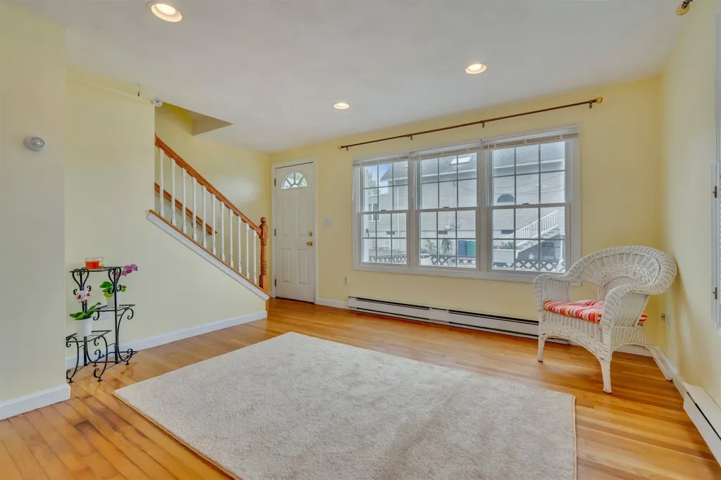 518 High Street Hampton NH 03842