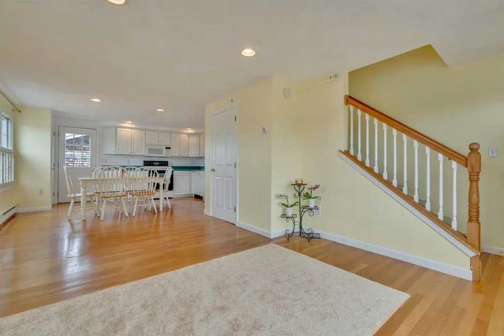 518 High Street Hampton NH 03842