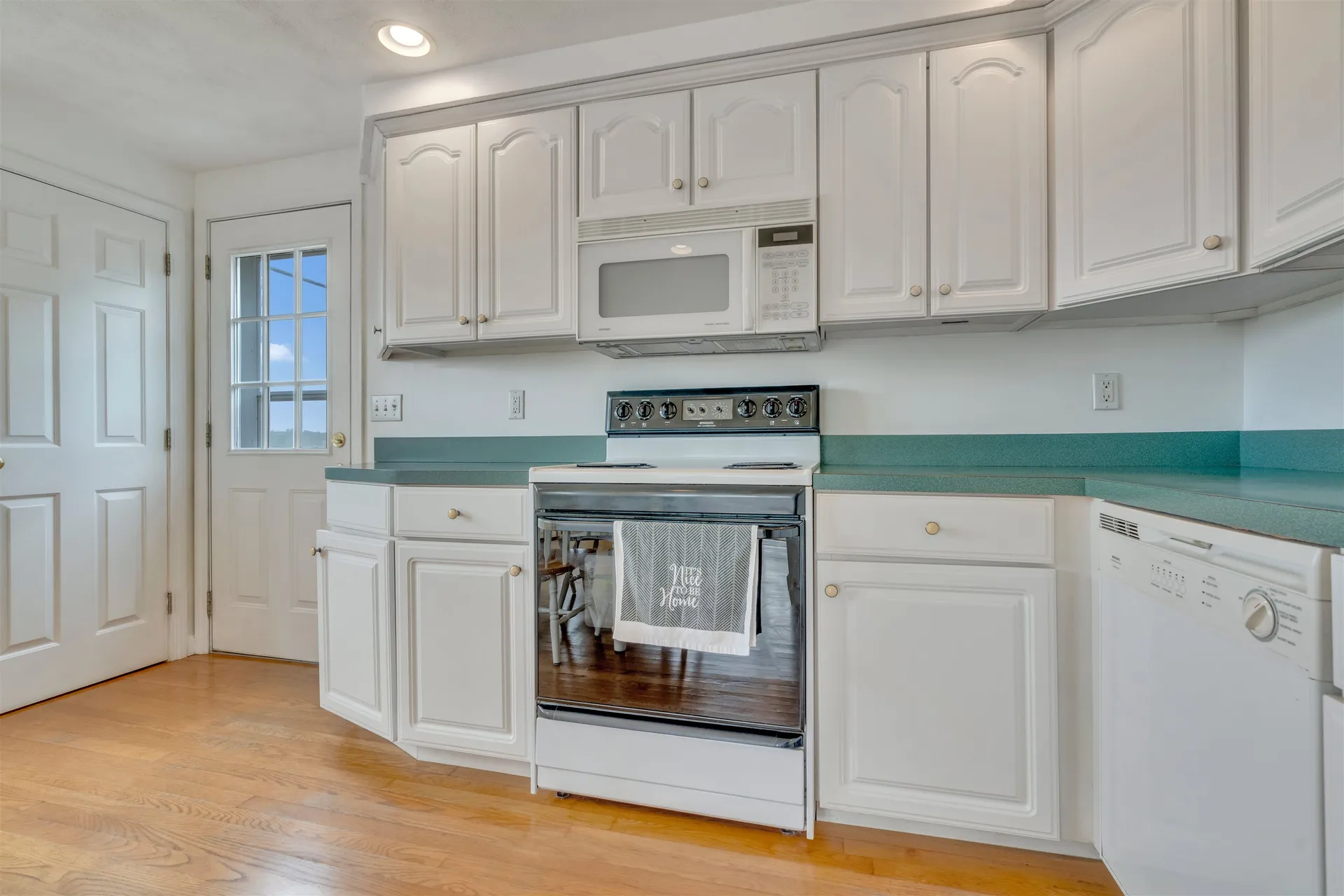 518 High Street Hampton NH 03842