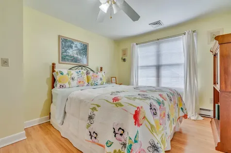 518 High Street Hampton NH 03842