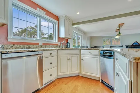 518 High Street Hampton NH 03842