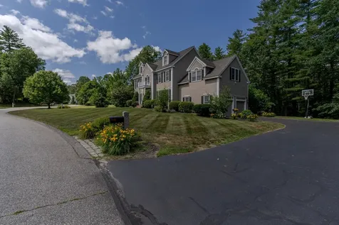 5 Blackford Drive Exeter NH 03833