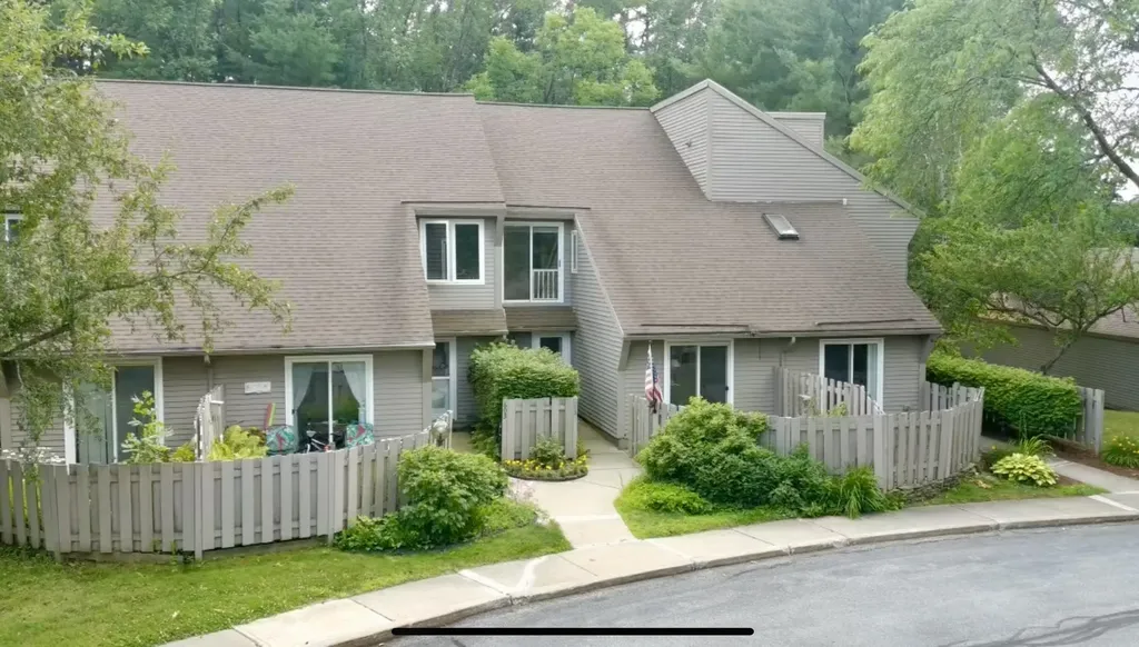 602 S Beach Road South Burlington VT 05403