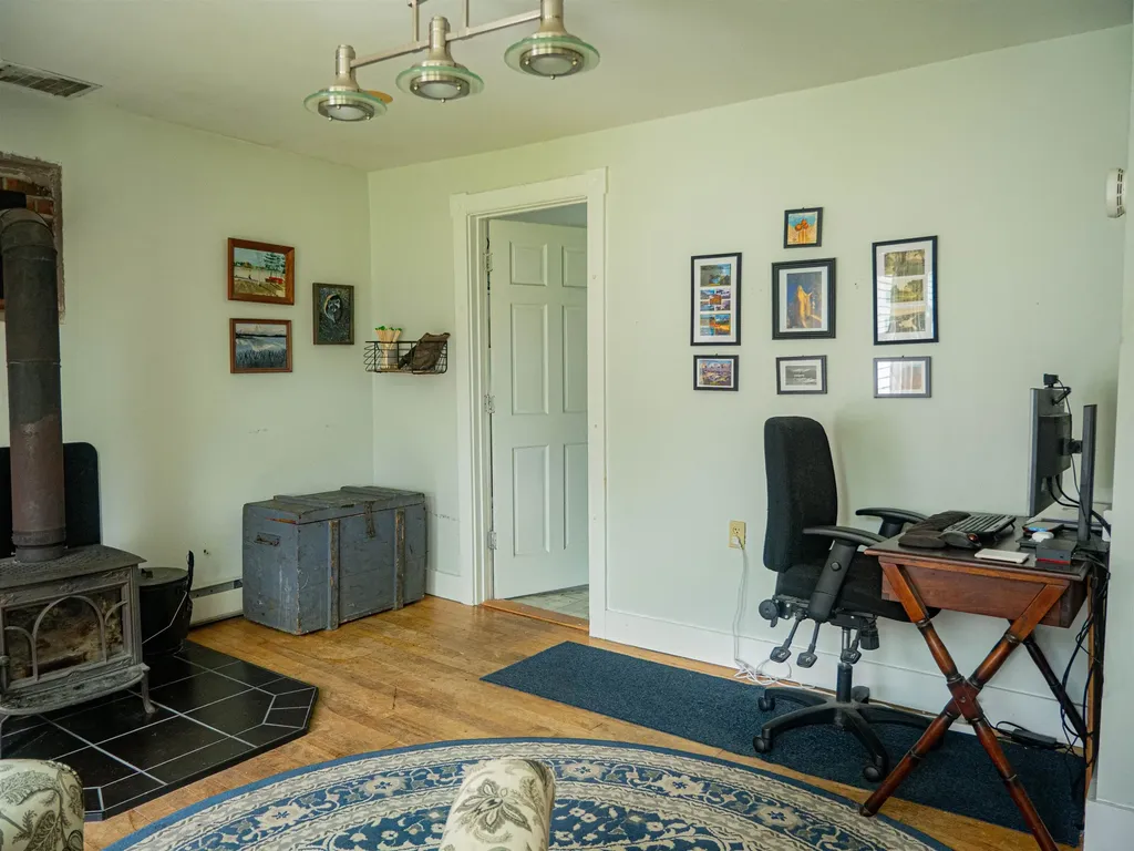 31 Maple Street Windsor VT 05089