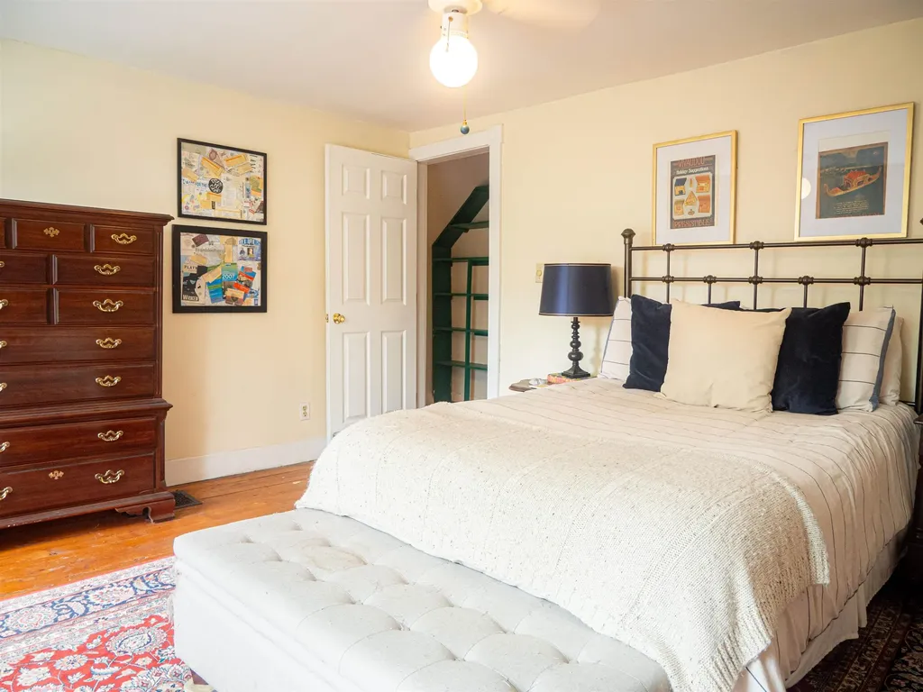 31 Maple Street Windsor VT 05089