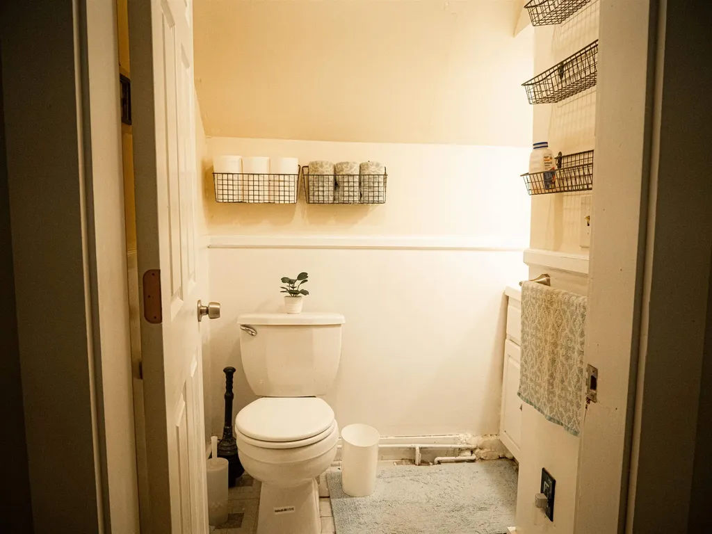 31 Maple Street Windsor VT 05089