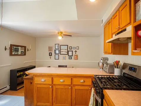 31 Maple Street Windsor VT 05089