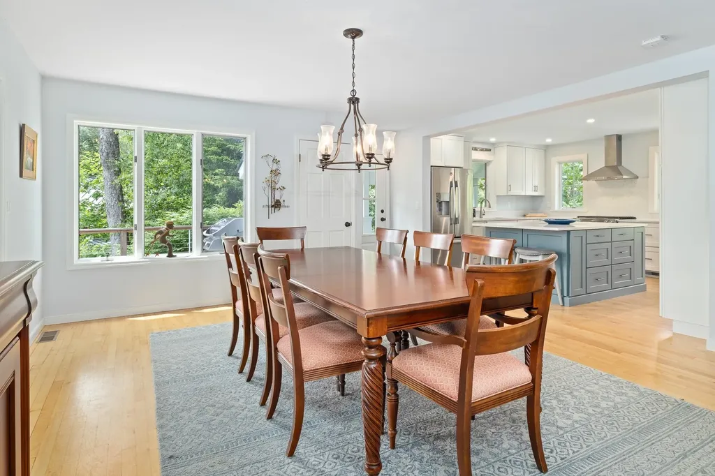 1949 South Road Peru VT 05152