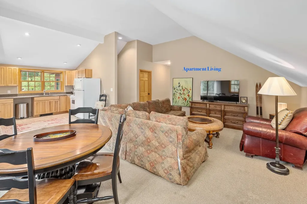 1949 South Road Peru VT 05152