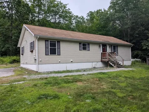 200 Couchtown Road Warner NH 03278