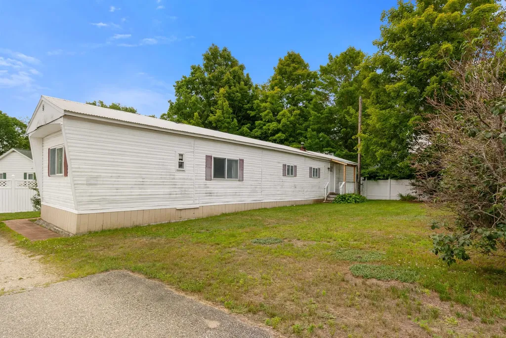 43 Tappan Street Farmington NH 03835