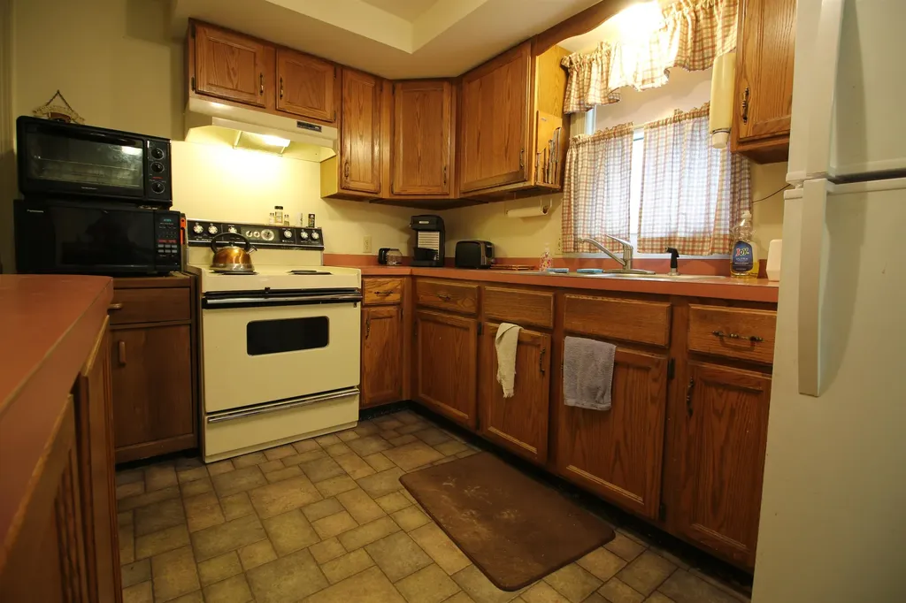 30 Mcduffee Street Rochester NH 03867