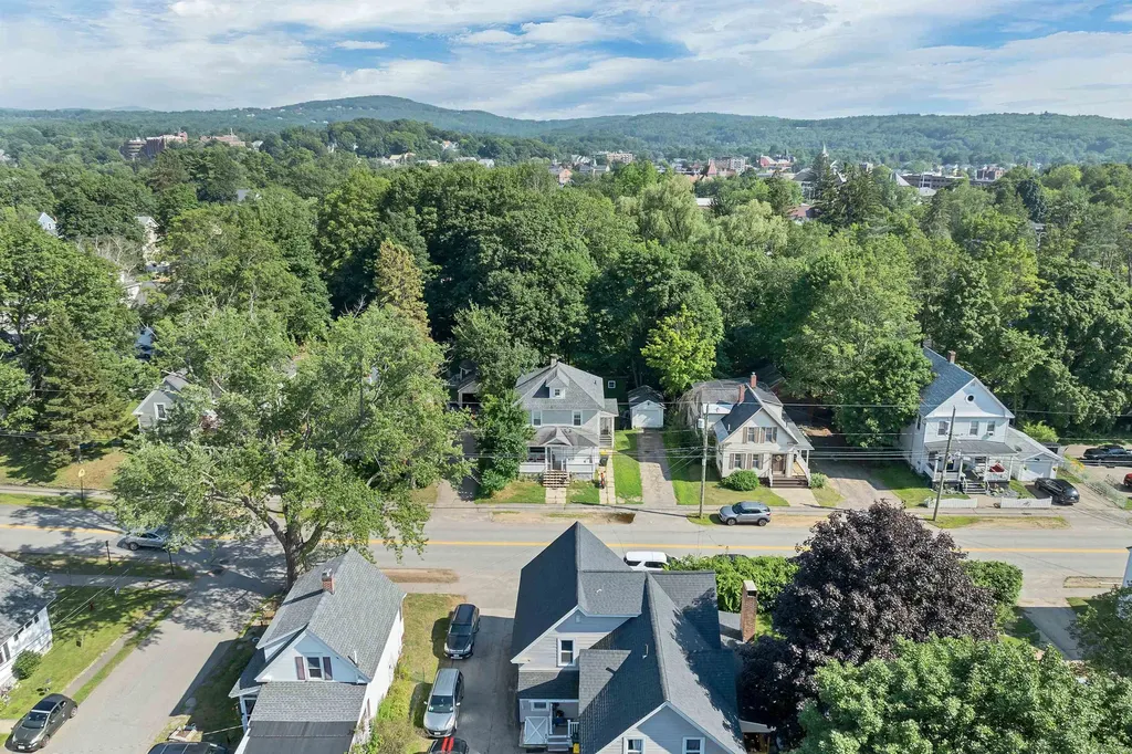 99 Oak Street Laconia NH 03246