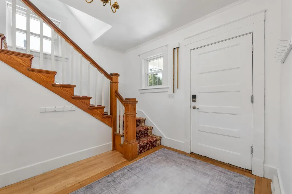 99 Oak Street Laconia NH 03246