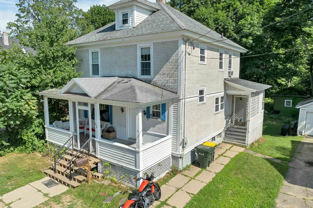 99 Oak Street Laconia NH 03246