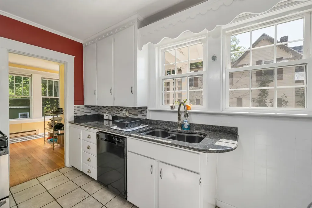 99 Oak Street Laconia NH 03246