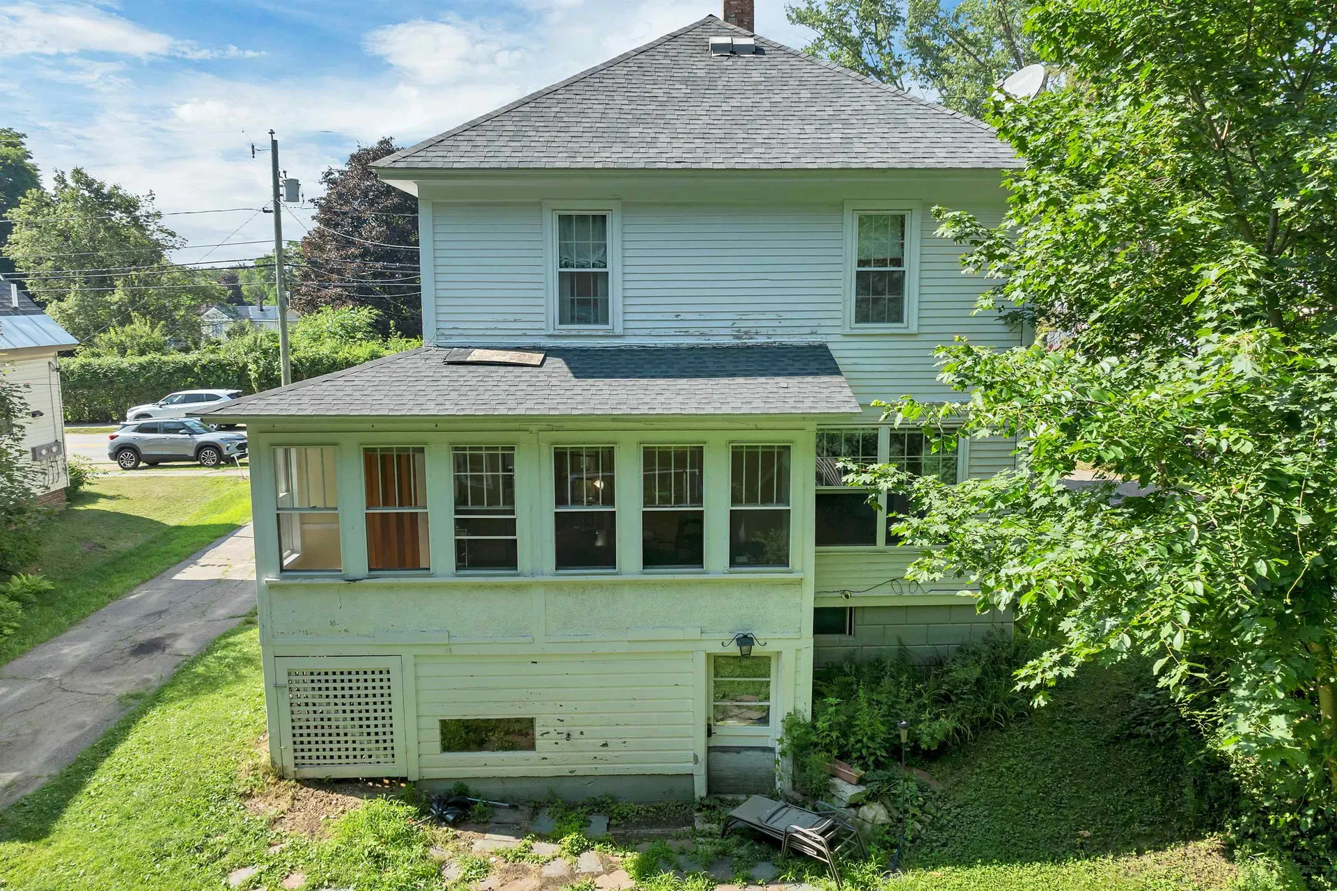 99 Oak Street Laconia NH 03246