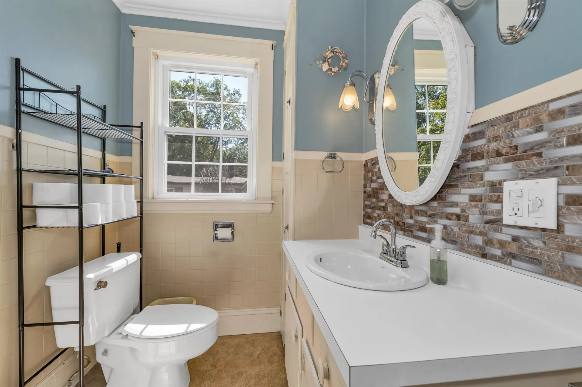 99 Oak Street Laconia NH 03246