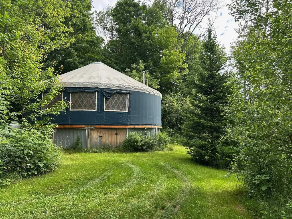 4 Dodge Road Elmore VT 05657