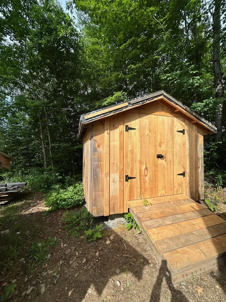 4 Dodge Road Elmore VT 05657