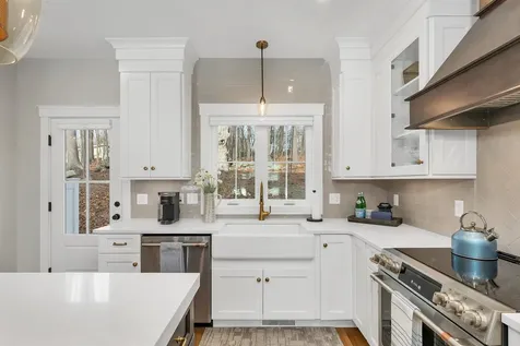 60 White Oaks Road Laconia NH 03246