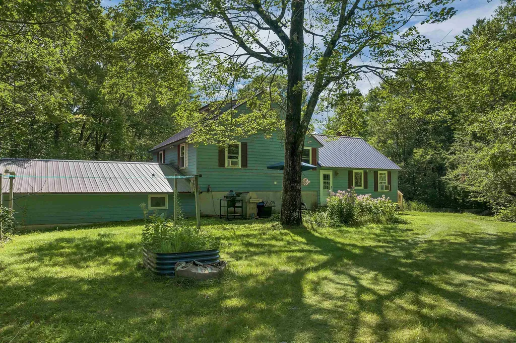 102 Milton Road Farmington NH 03835