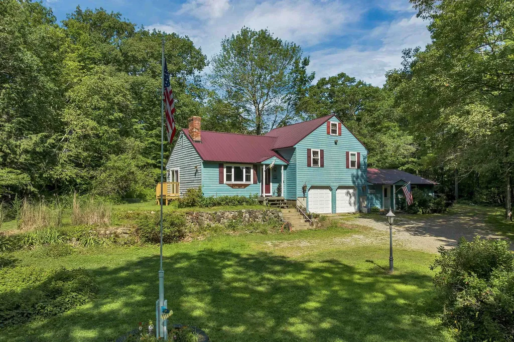 102 Milton Road Farmington NH 03835