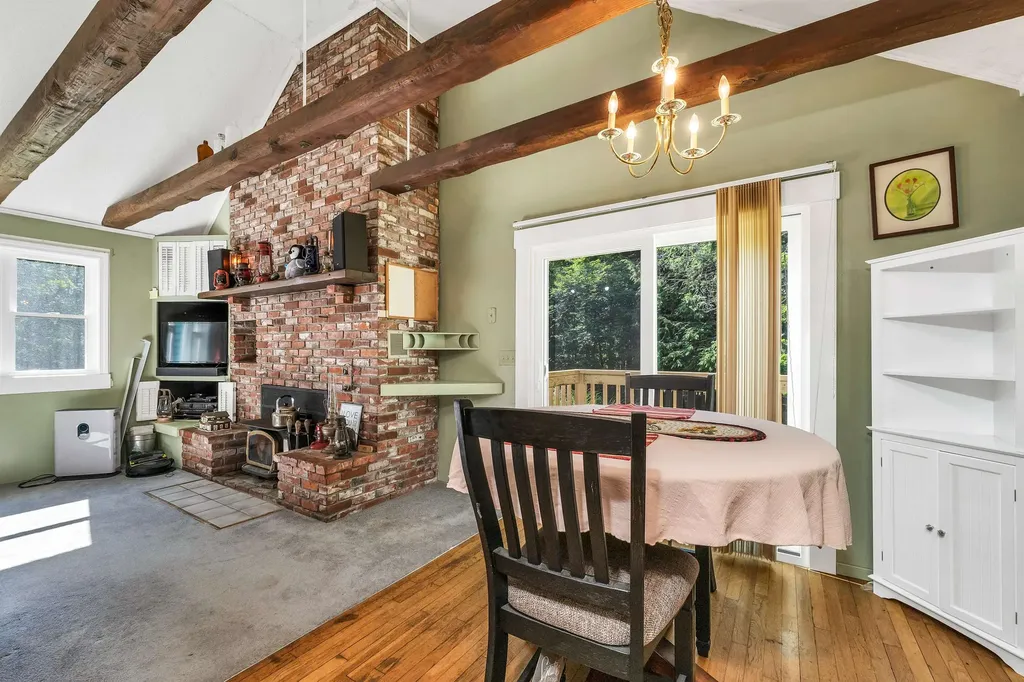 102 Milton Road Farmington NH 03835