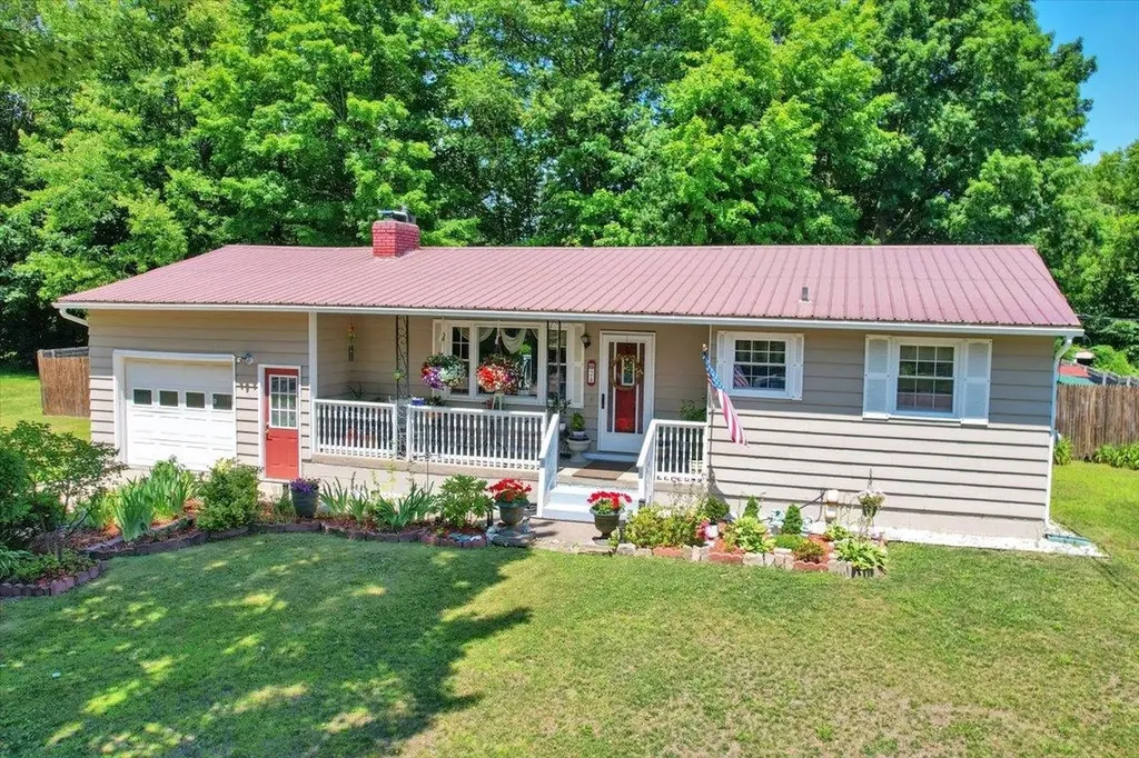 24 Venus Avenue Burlington VT 05408