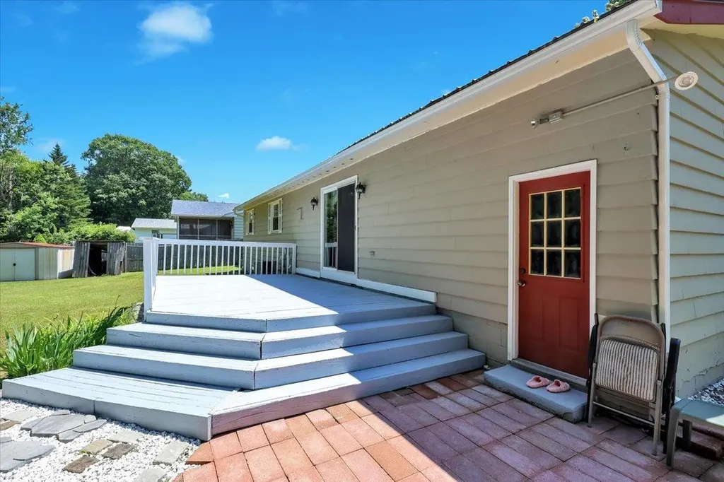 24 Venus Avenue Burlington VT 05408