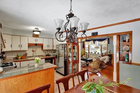 24 Venus Avenue Burlington VT 05408